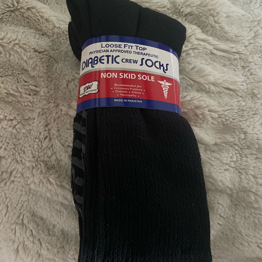 Diabetic Crew Socks Non-Skid Black Therapeutic Socks for Men